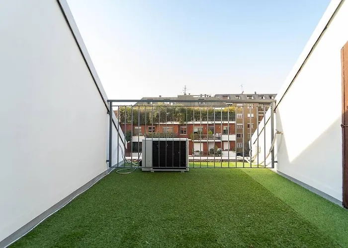 5 Giornate  Apt con terrazzo e garage privato
